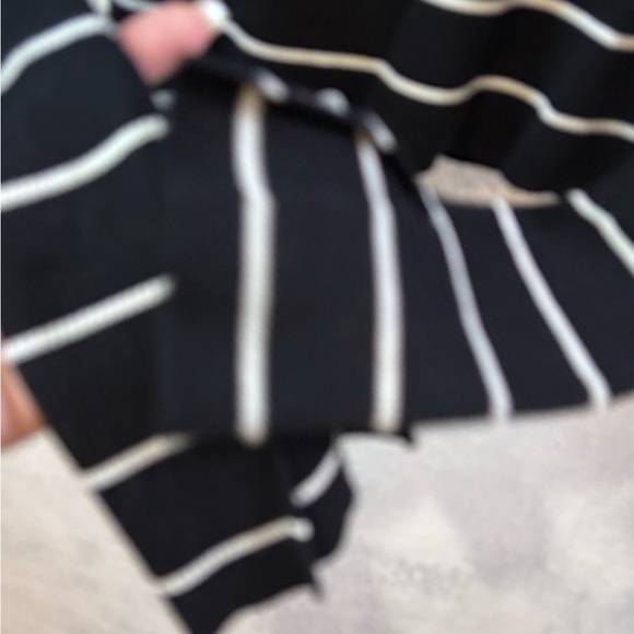 H&M Black Ribbed Knit Top - Picture 4 of 5